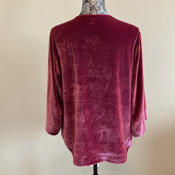 NWT! Tommy Bahama pink velvet silk-blend tunic blouse size small - Picture 5 of 8